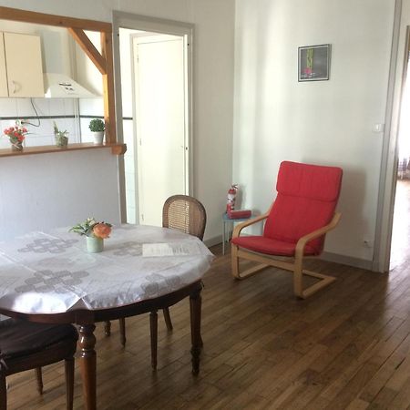 13 boulvard Solférino T2 agréable pour 4 pers Poitiers Extérieur photo